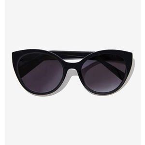 🆕 KATE SPADE Black Samantha Sunglasses